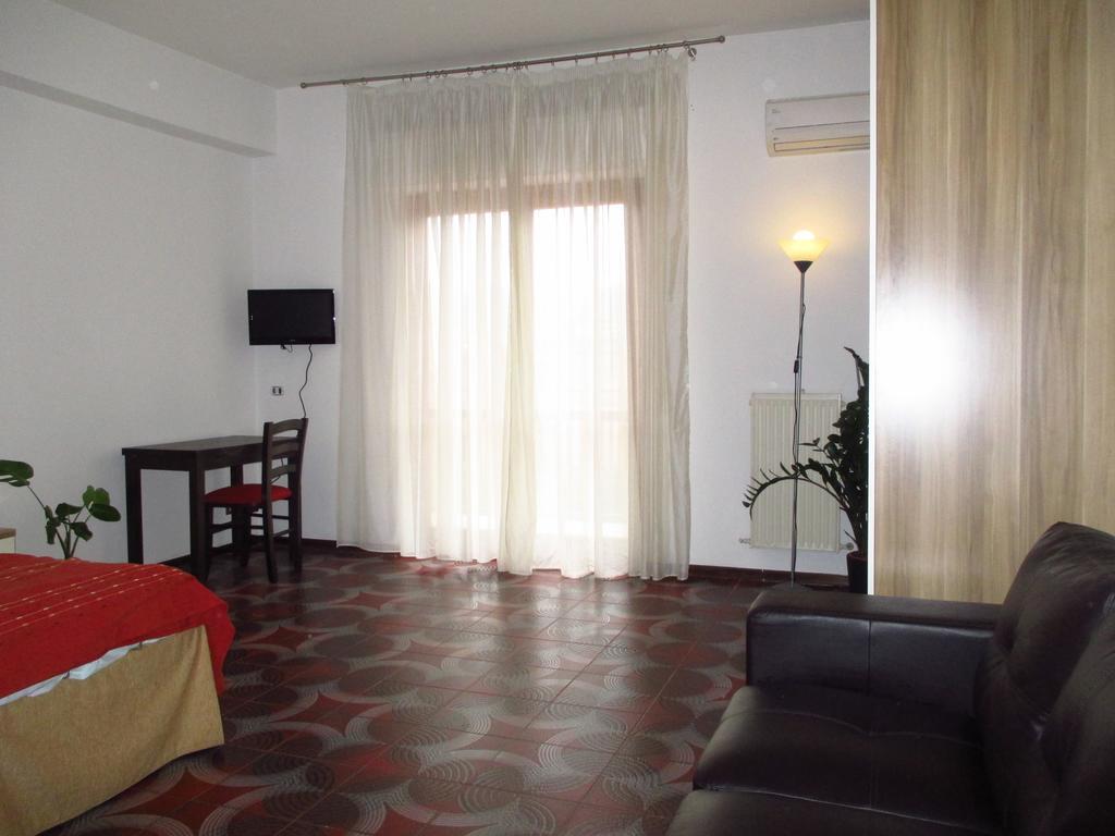 Residenza Paola Hotel Palermo Exterior photo